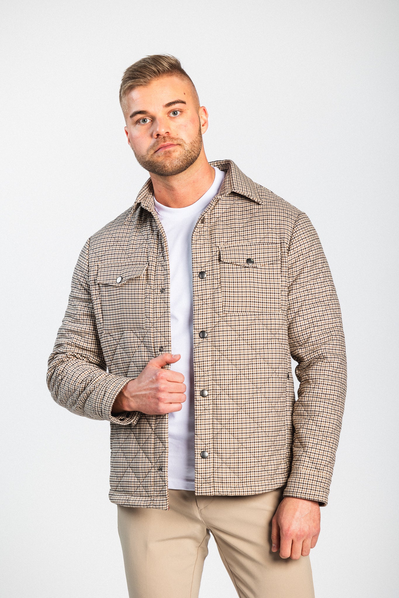 Takki London, Beige
