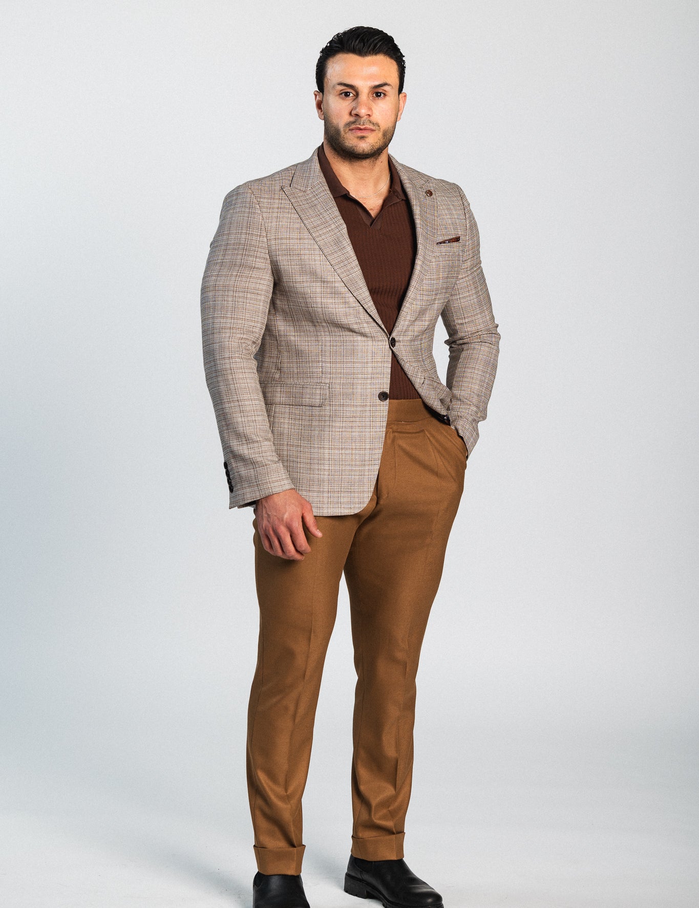 Mackane-laadukas-pikkutakki-smart-casual-business-casual.jpg