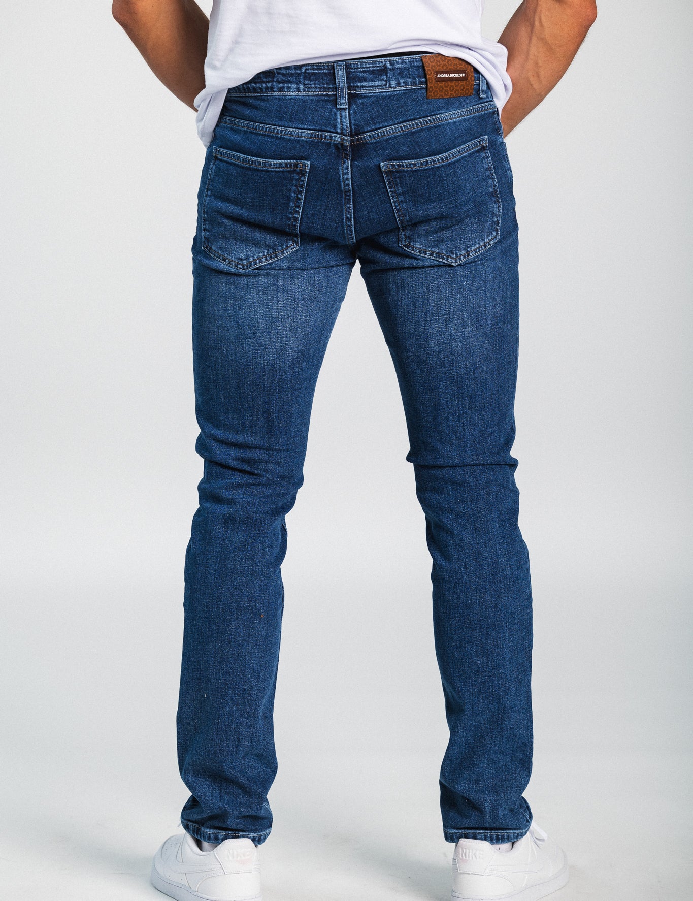 Mackane clothing - andrea nicolotti, deep blue, luxury jeans, regular fit. View from the back